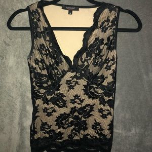 Stretchy lined lace tank